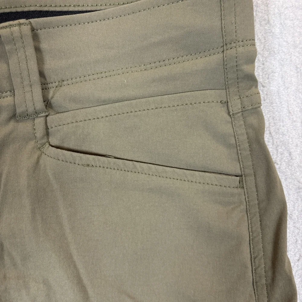 Wrangler Authentics Performance‎ Utility Shorts Mens 30 Olive Techwear EUC